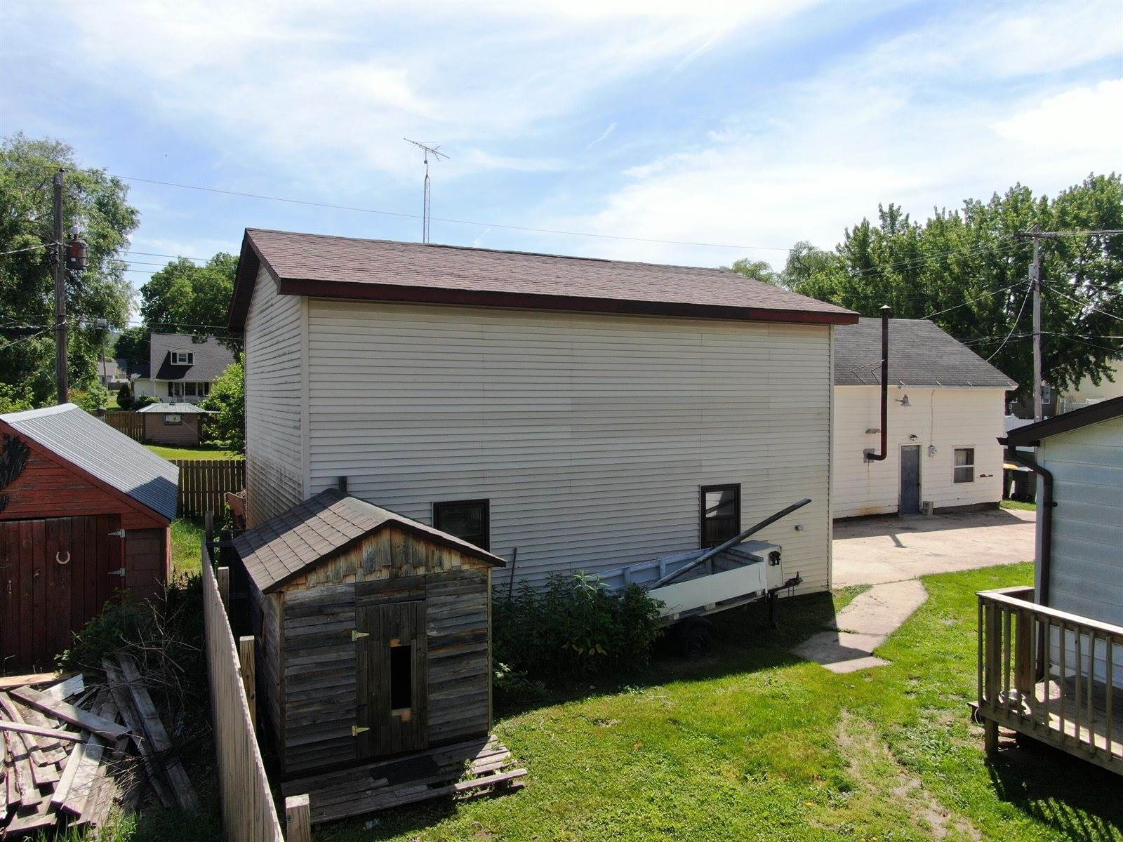 1222 South Wacouta Ave, Prairie Du Chien, WI 53821