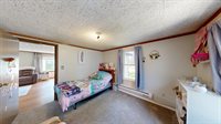 1222 South Wacouta Ave, Prairie Du Chien, WI 53821