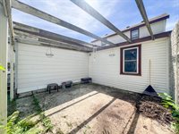 1222 South Wacouta Ave, Prairie Du Chien, WI 53821