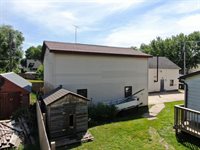 1222 South Wacouta Ave, Prairie Du Chien, WI 53821