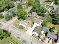 1222 South Wacouta Ave, Prairie Du Chien, WI 53821