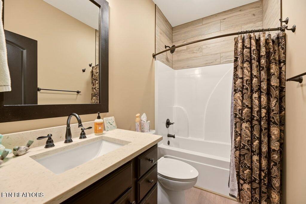 1159 Emory Heights Rd, Lancing, TN 37770