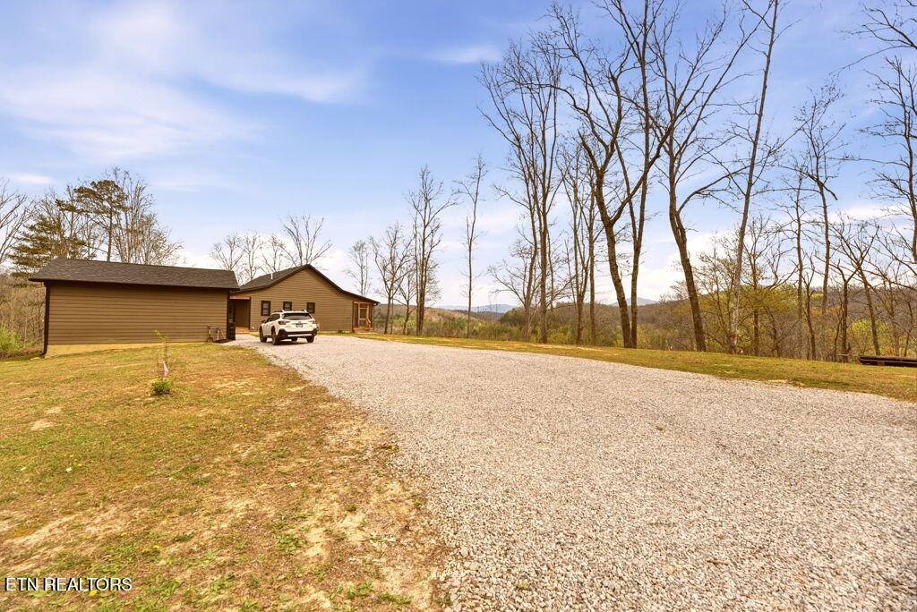 1159 Emory Heights Rd, Lancing, TN 37770
