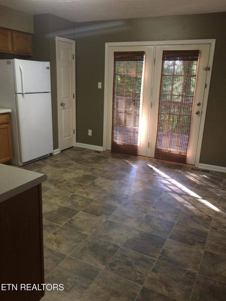 1234 Park Hill, Knoxville, TN 37909