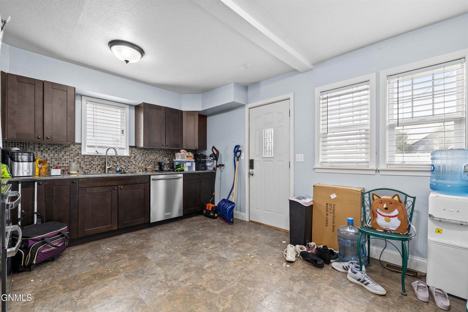 815 5th Avenue West, Williston, ND 58801