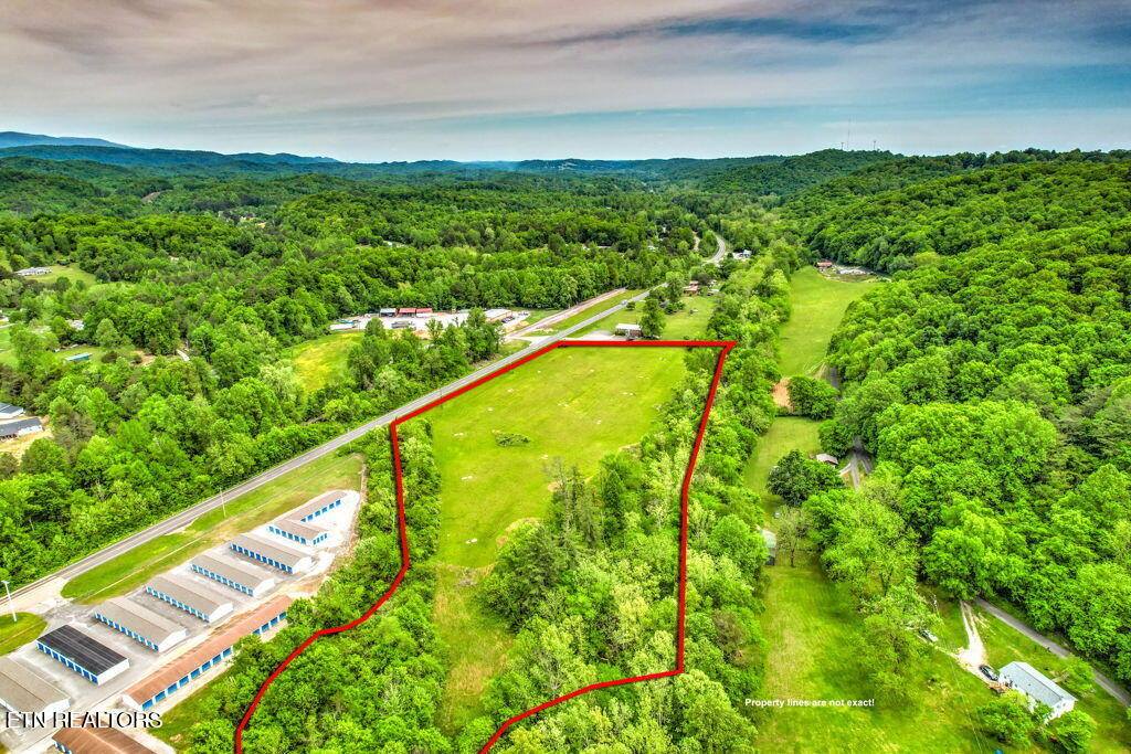 2073 Oliver Springs Hwy, Clinton, TN 37716