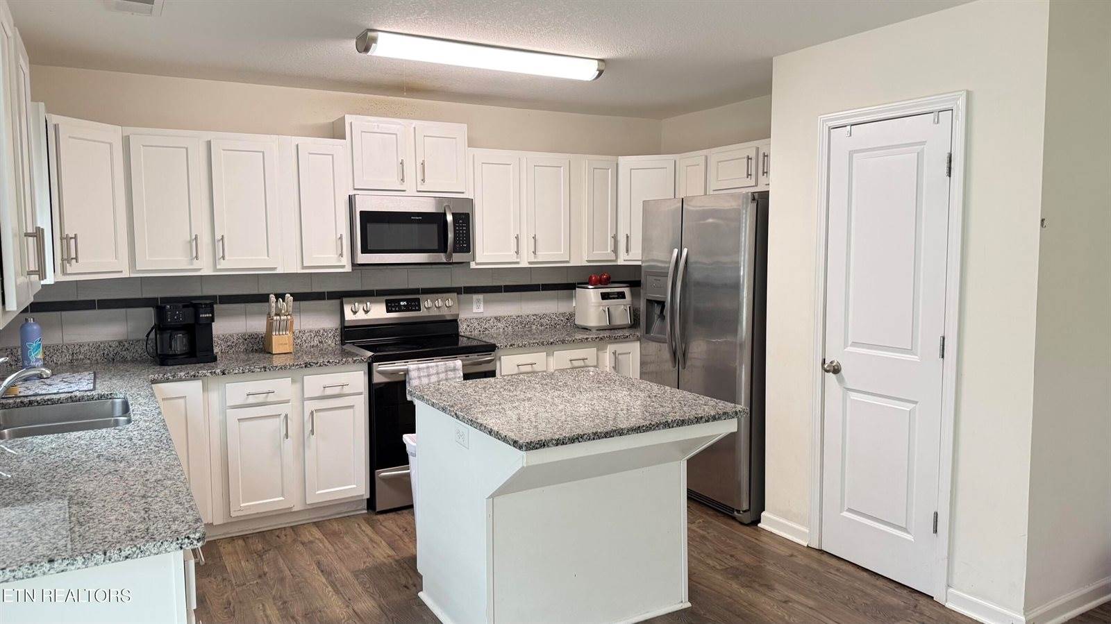 302 Homestead Court, Kingston, TN 37763