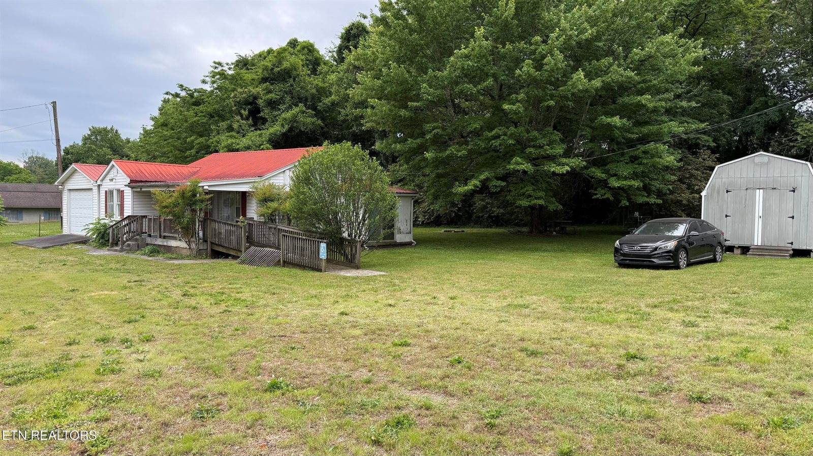 1405 Kingston Hwy, Kingston, TN 37763