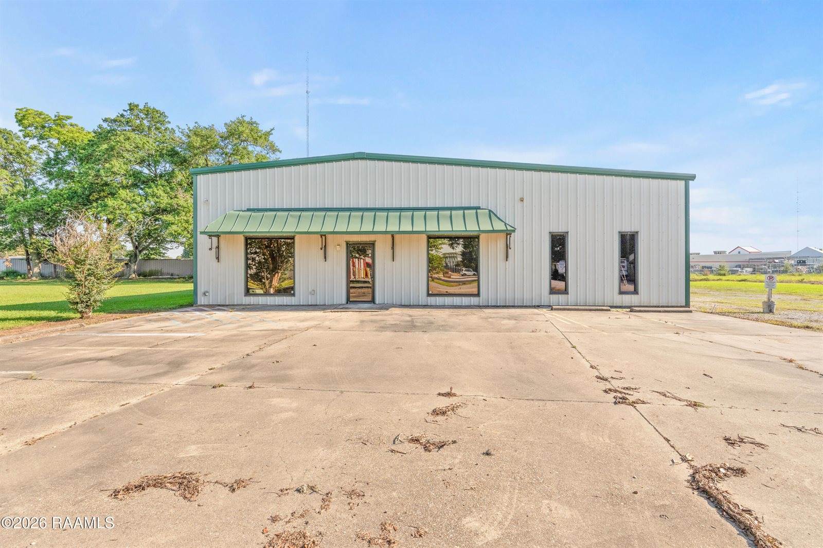 221 Four Park Road, Lafayette, LA 70507