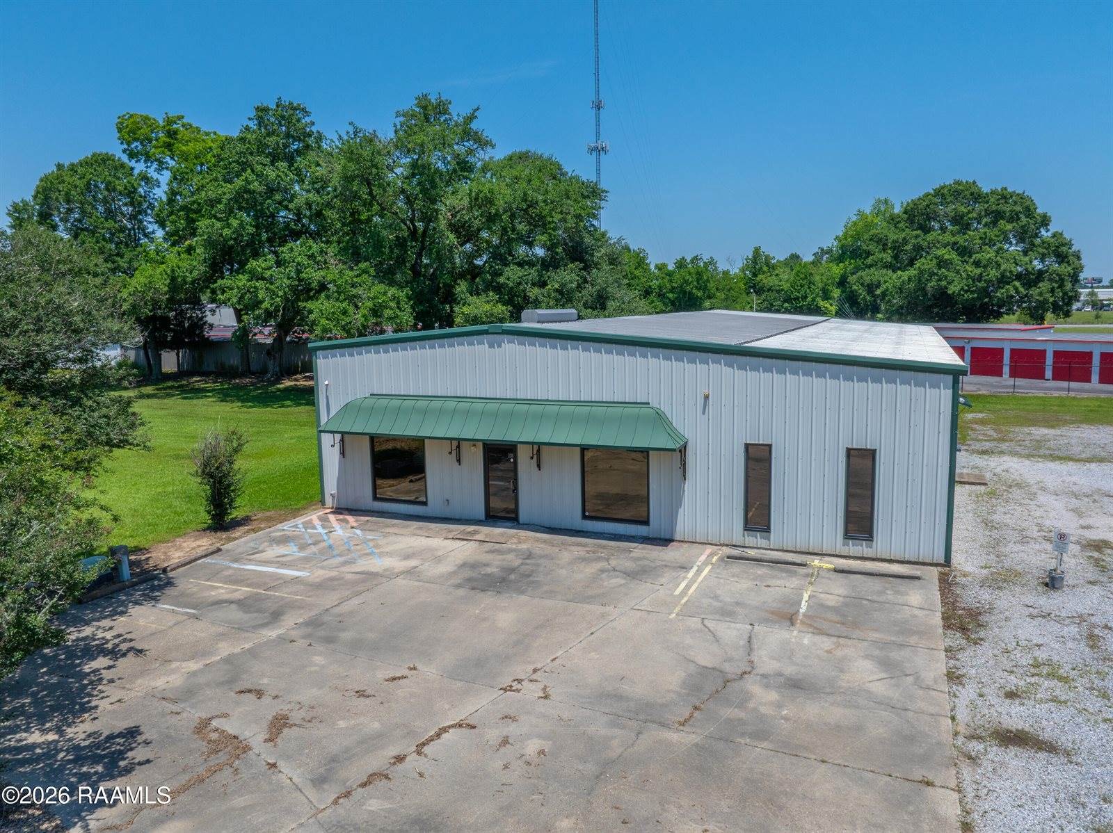221 Four Park Road, Lafayette, LA 70507