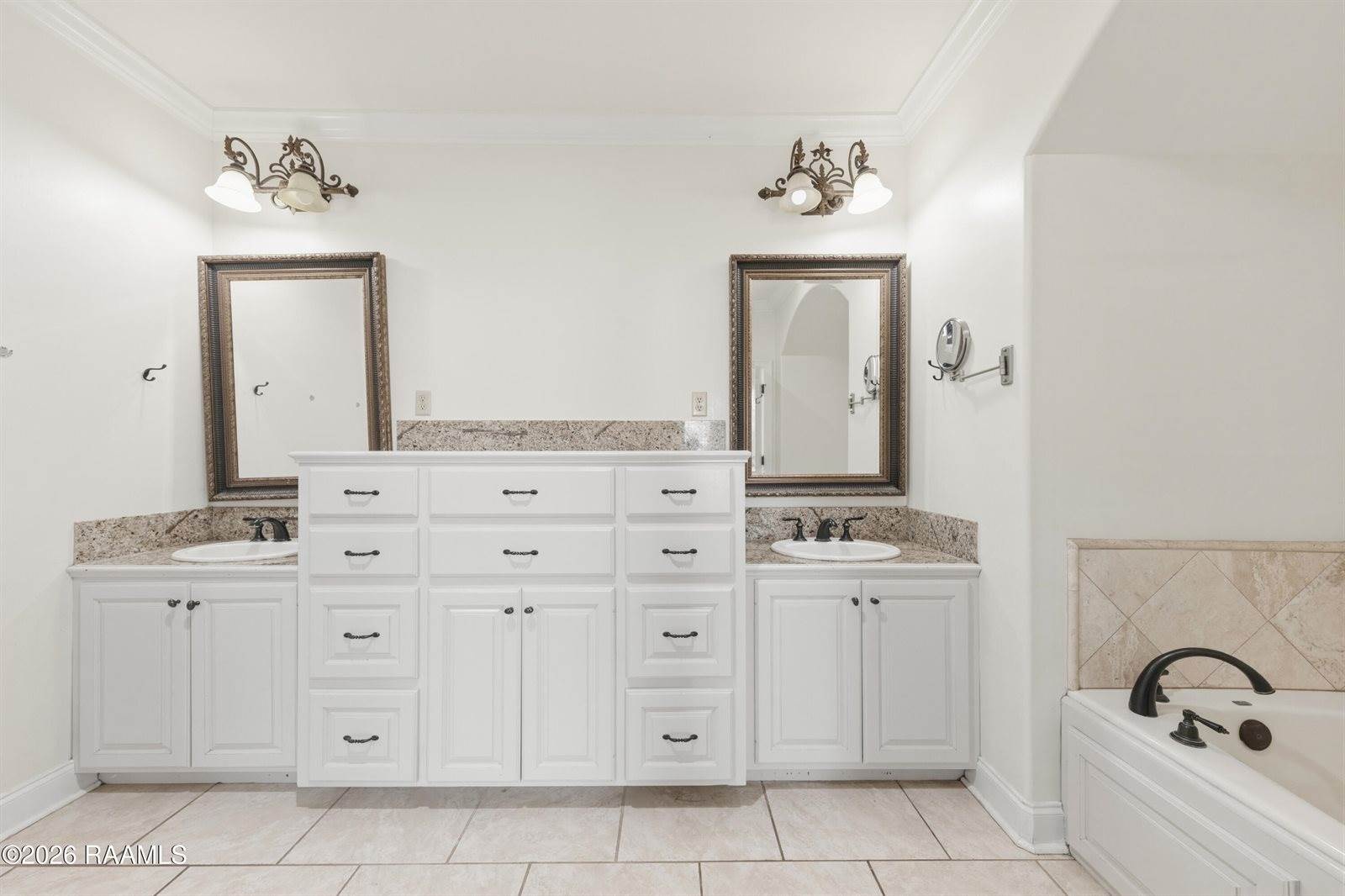 308 Nanterre Lane, Lafayette, LA 70507
