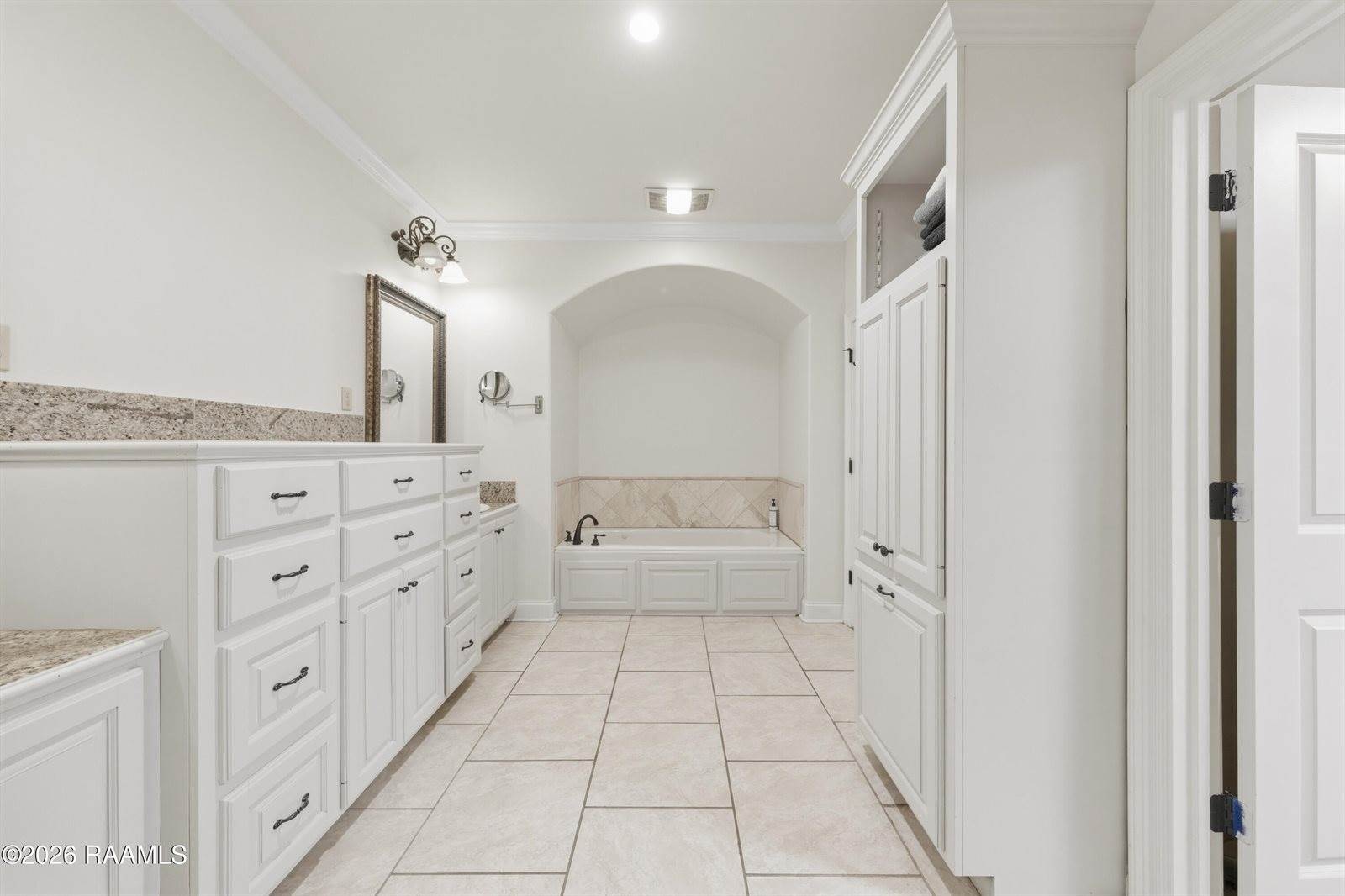 308 Nanterre Lane, Lafayette, LA 70507