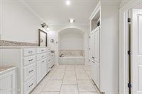 308 Nanterre Lane, Lafayette, LA 70507