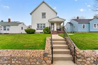 814 1st Avenue East, Williston, ND 58801