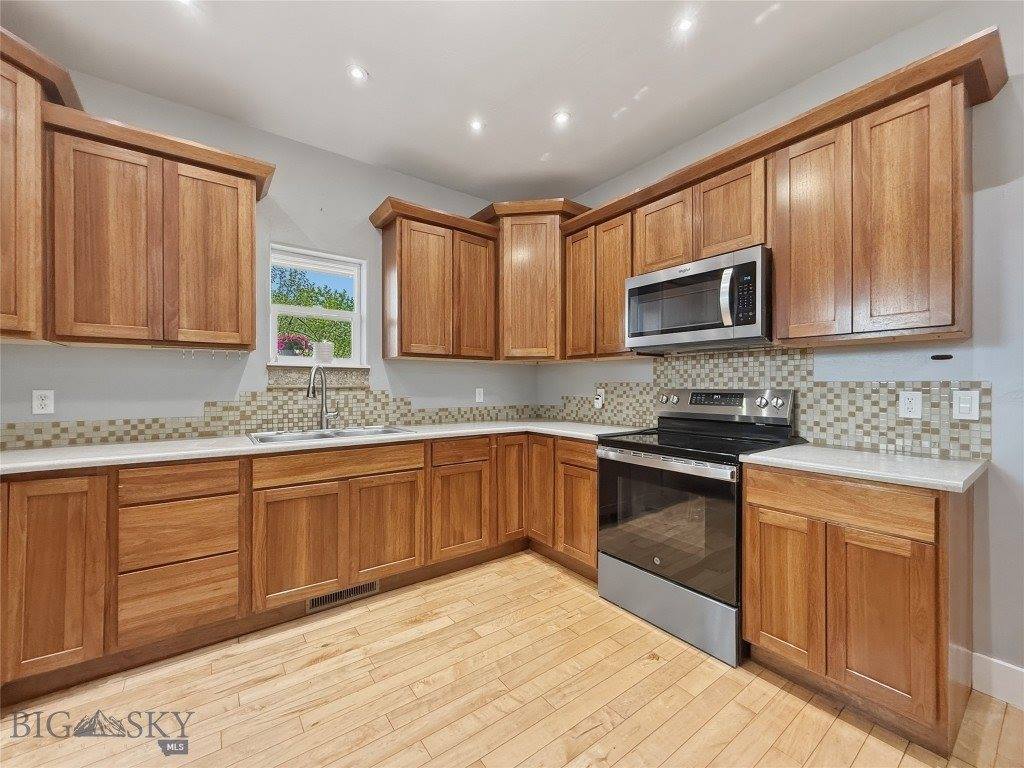 1217 Wildflower Trail, Livingston, MT 59047