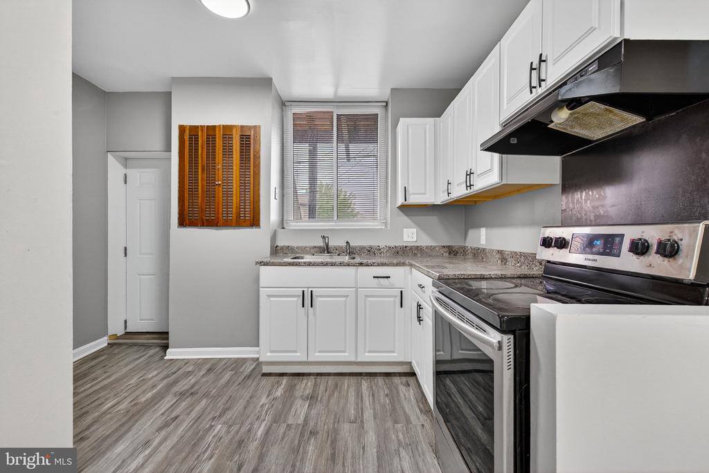 4711 Pennington Avenue, Baltimore, MD 21226