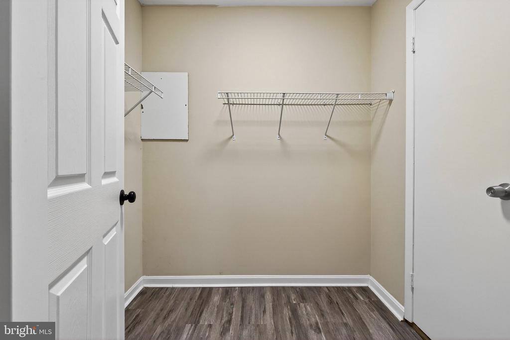 4711 Pennington Avenue, Baltimore, MD 21226