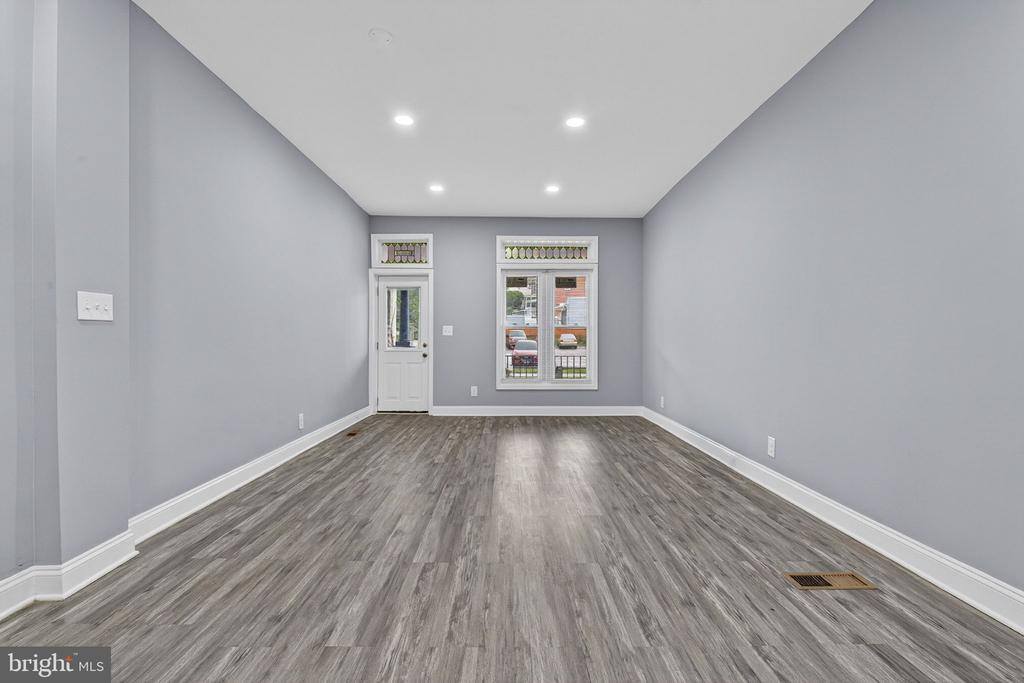 4711 Pennington Avenue, Baltimore, MD 21226
