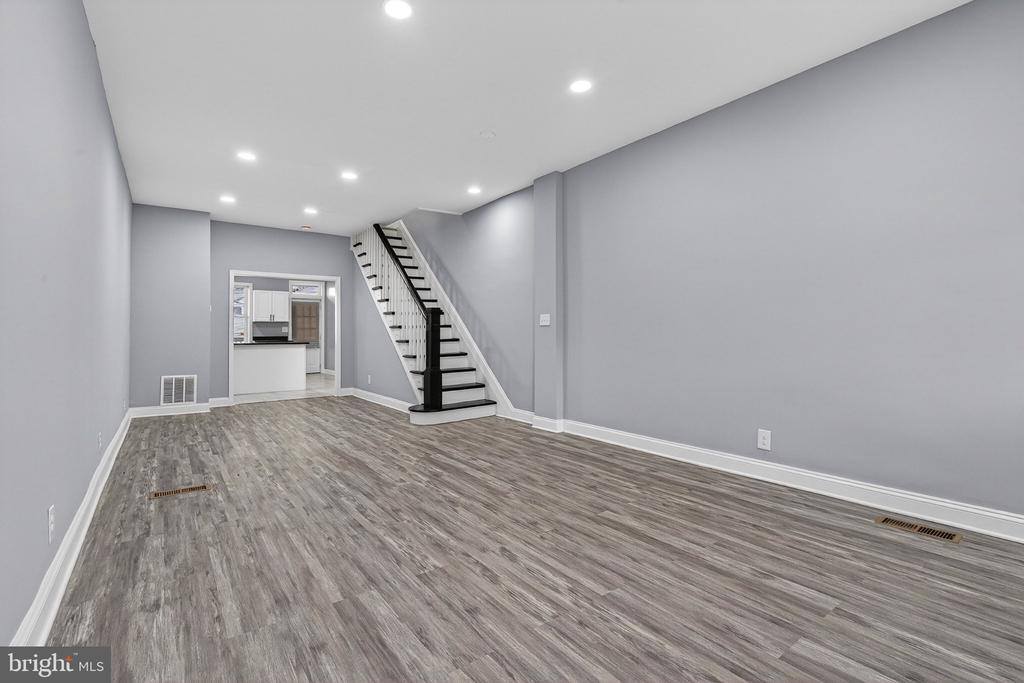 4711 Pennington Avenue, Baltimore, MD 21226