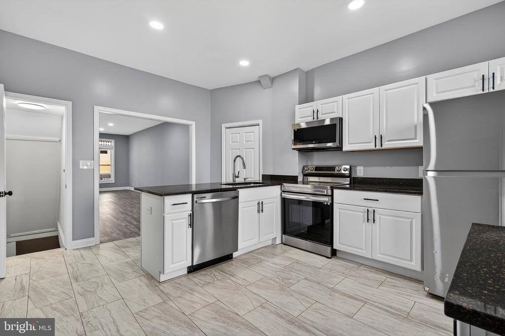 4711 Pennington Avenue, Baltimore, MD 21226