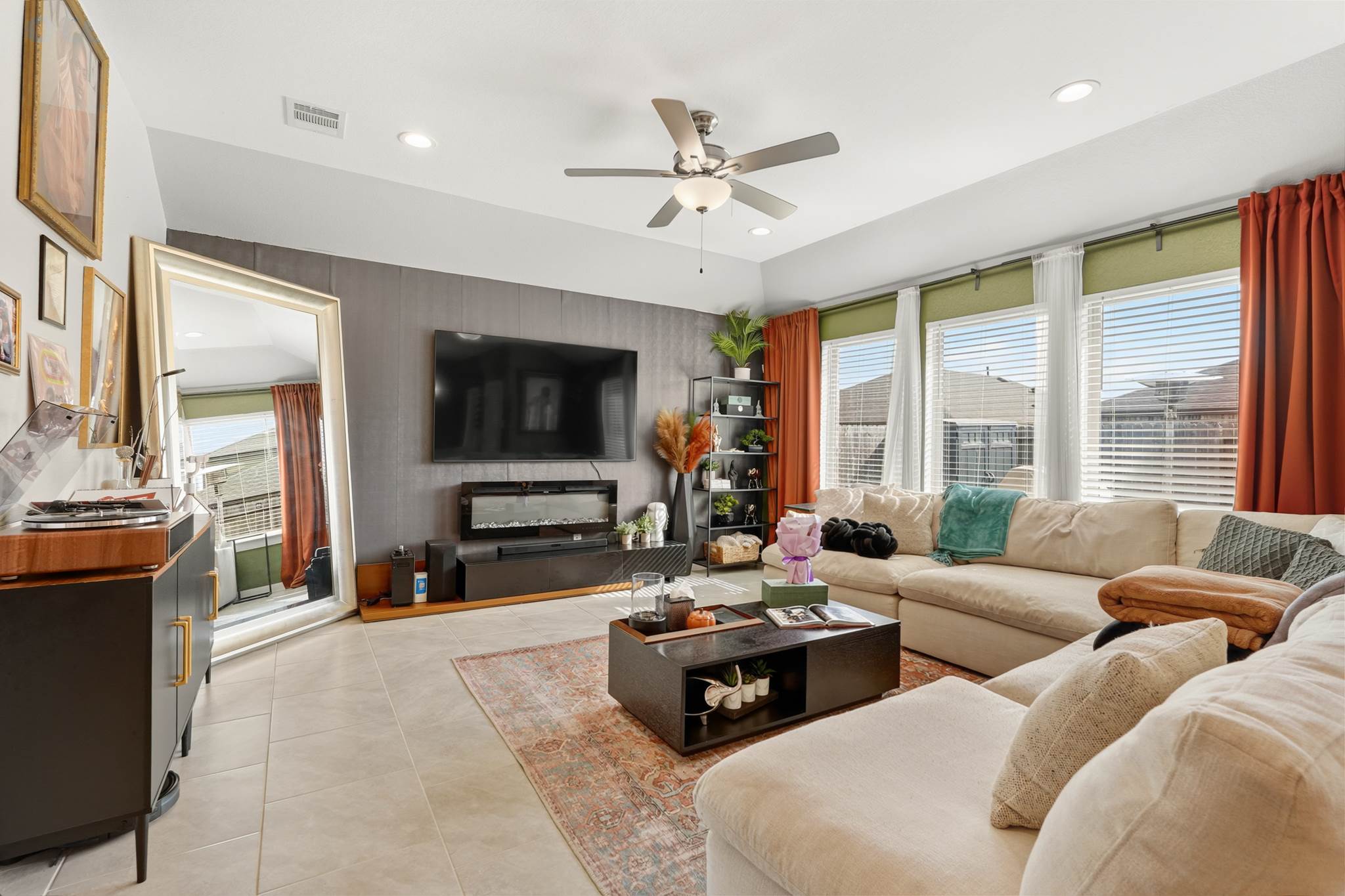 1511 Maple Ridge Dr., Missouri City, TX 77459