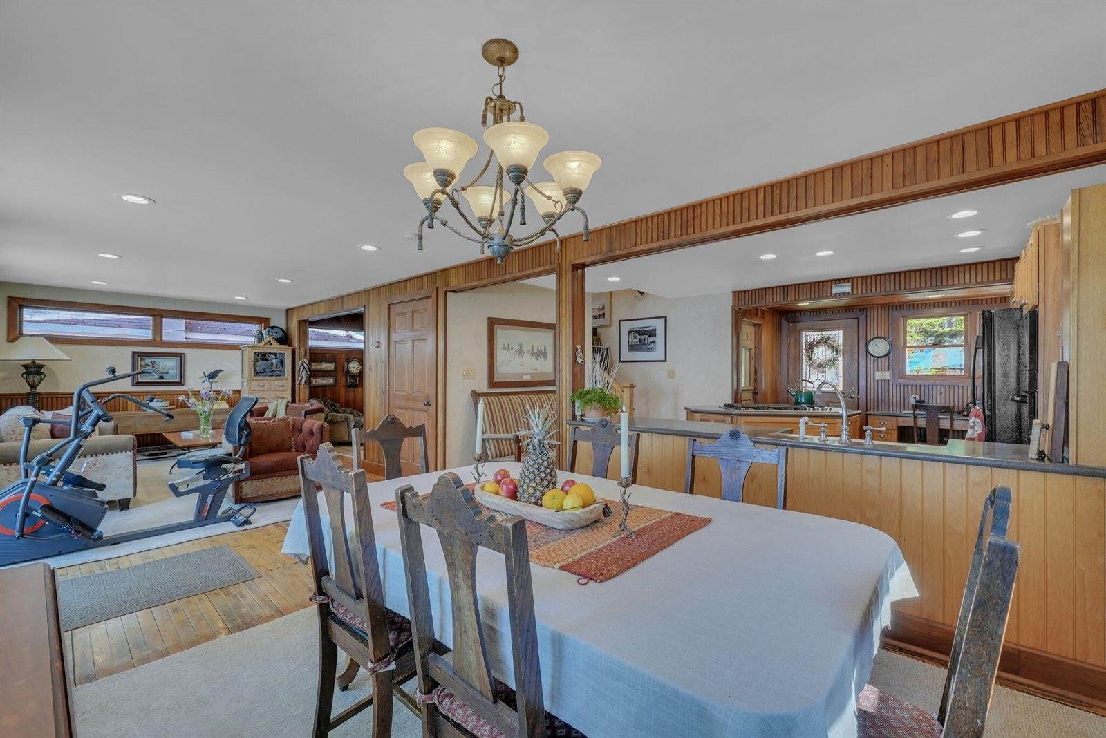 421 Clare Boulevard, Roscommon, MI 48653
