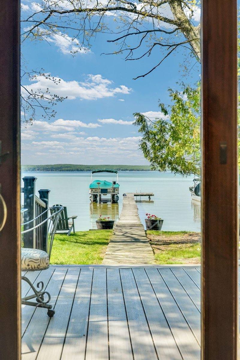 421 Clare Boulevard, Roscommon, MI 48653