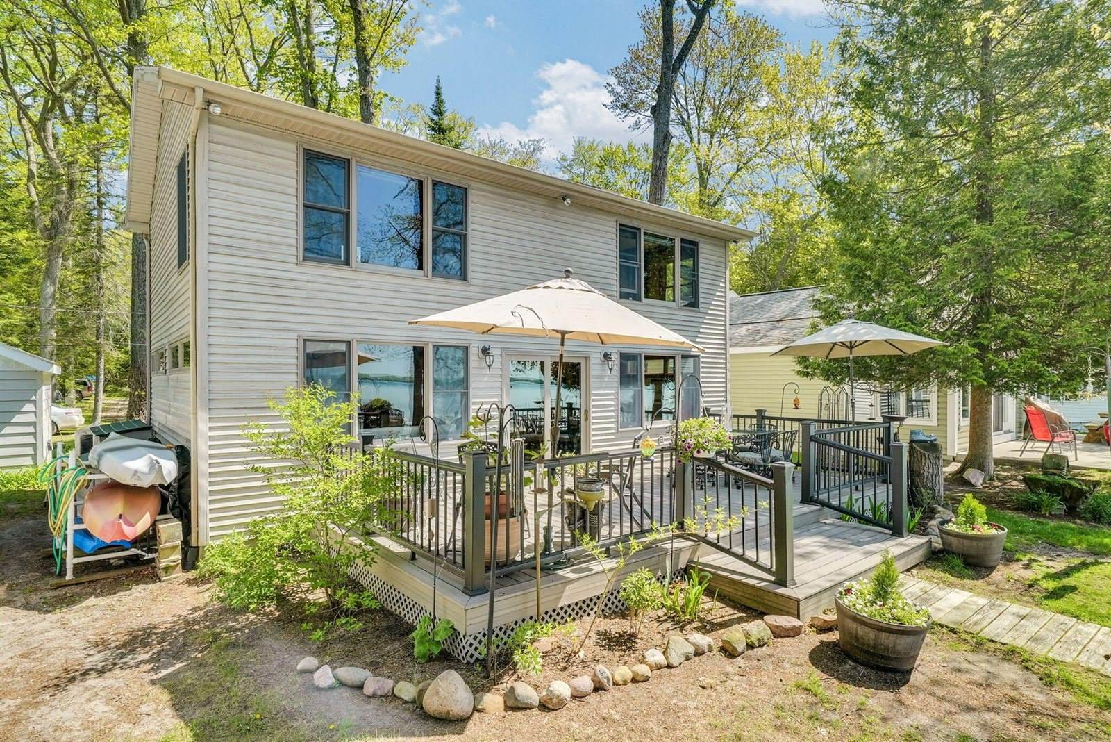 421 Clare Boulevard, Roscommon, MI 48653