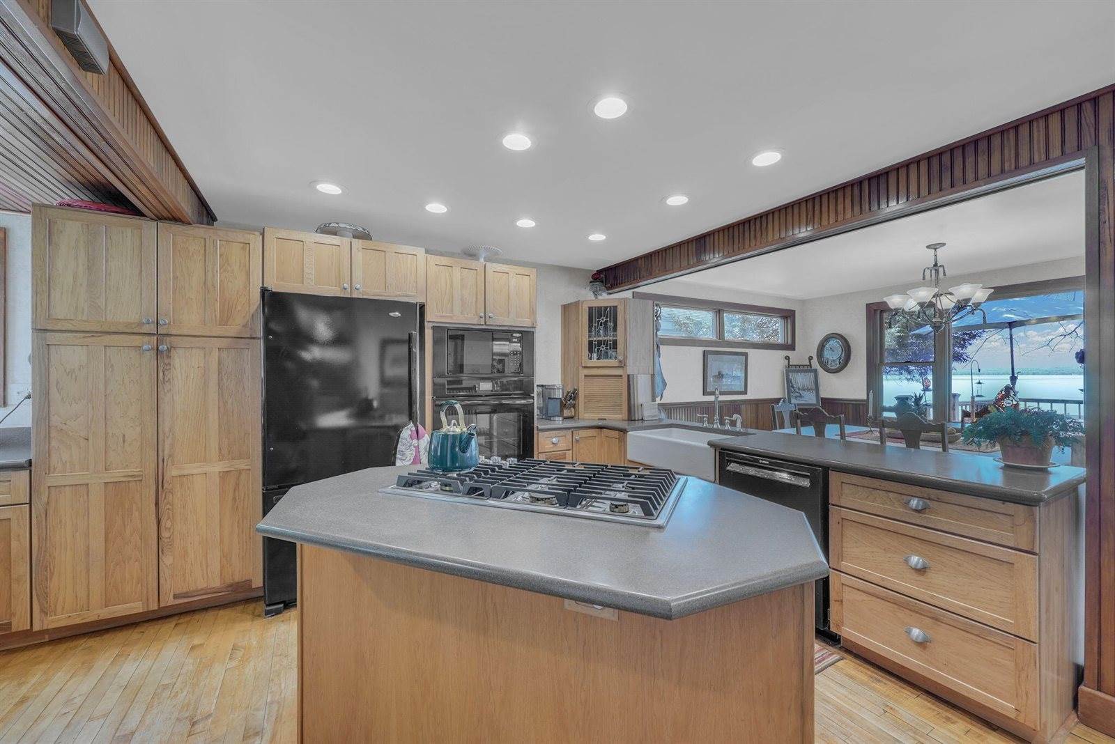 421 Clare Boulevard, Roscommon, MI 48653