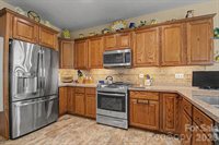 606 Carriage Commons Drive, Hendersonville, NC 28791