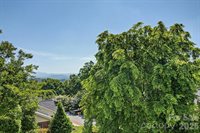606 Carriage Commons Drive, Hendersonville, NC 28791