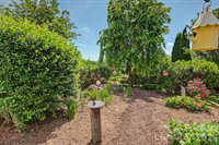 606 Carriage Commons Drive, Hendersonville, NC 28791