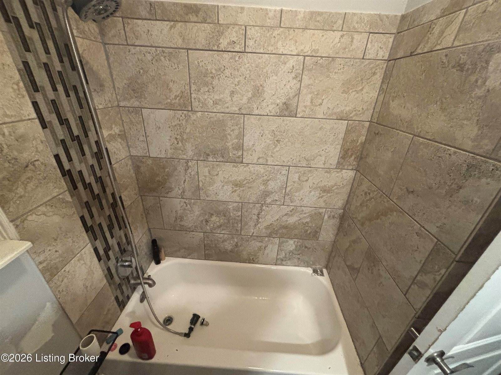 3911 Gilbert Ave, Covington, KY 41015