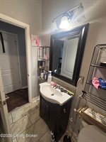 3911 Gilbert Ave, Covington, KY 41015