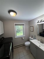 10 Constitution Avenue, Hampden, ME 04444