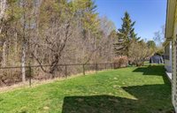 10 Constitution Avenue, Hampden, ME 04444