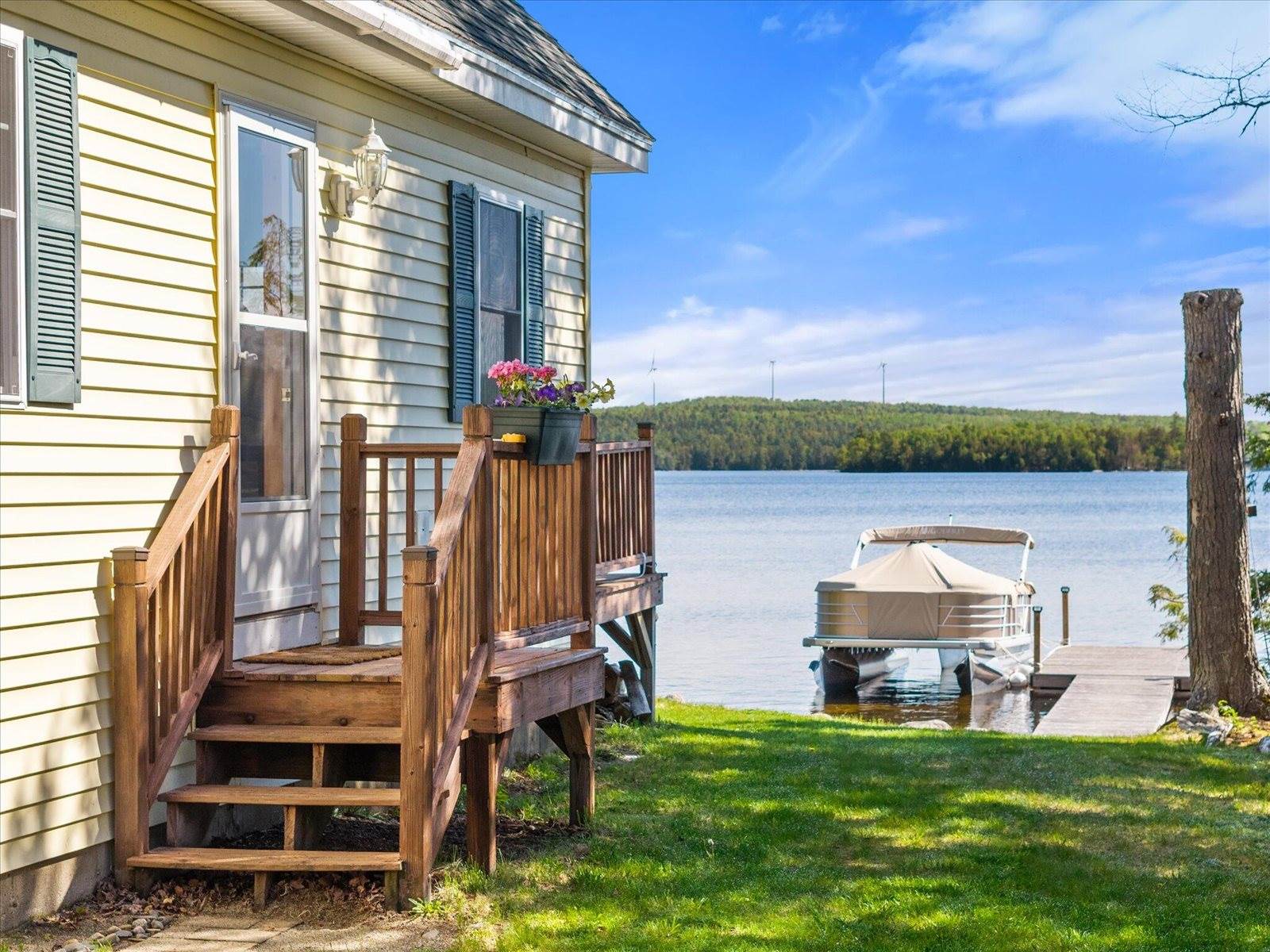 28 Jipson Drive, Lincoln, ME 04457
