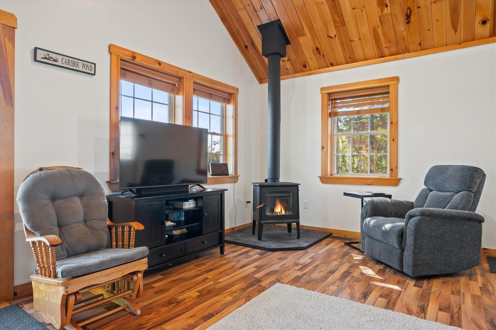 28 Jipson Drive, Lincoln, ME 04457