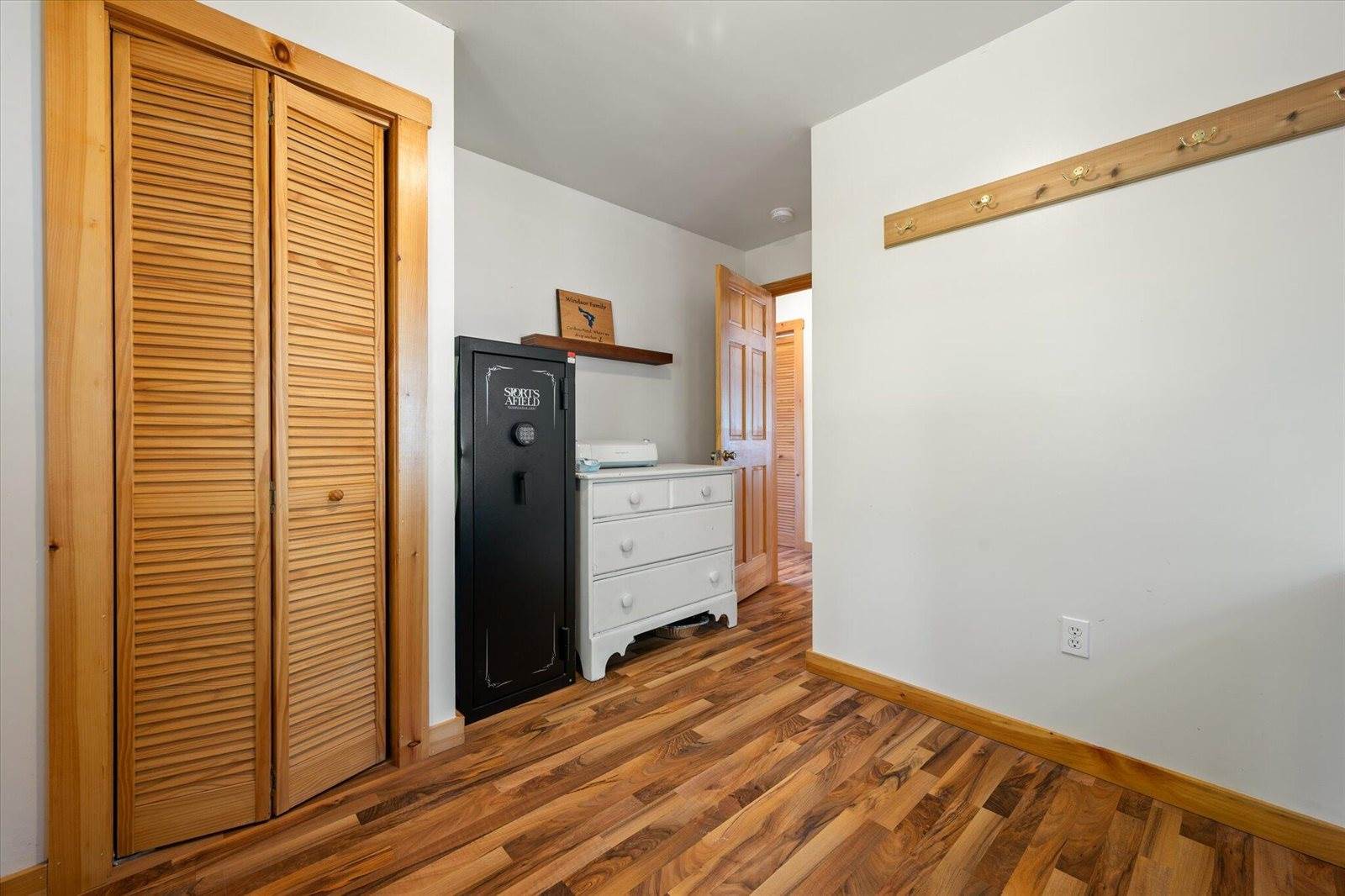 28 Jipson Drive, Lincoln, ME 04457