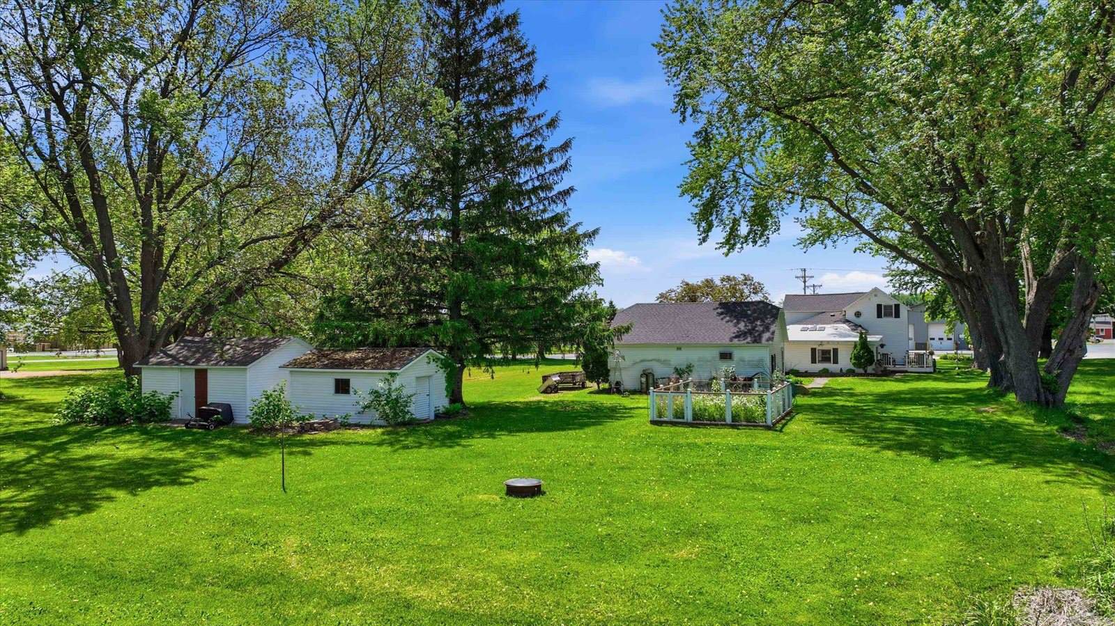 1811 E 4th Street, Marshfield, WI 54449