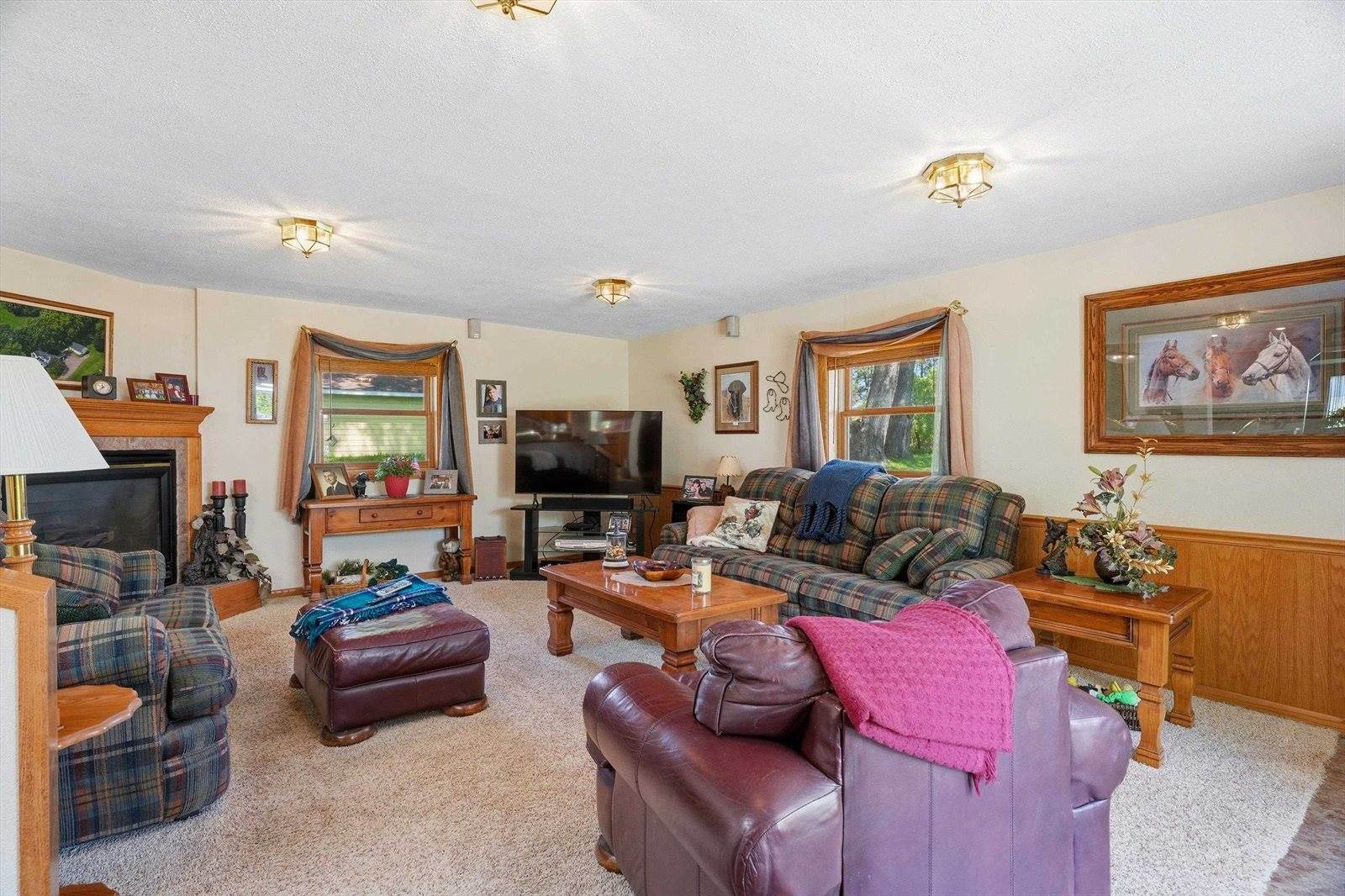 1811 E 4th Street, Marshfield, WI 54449