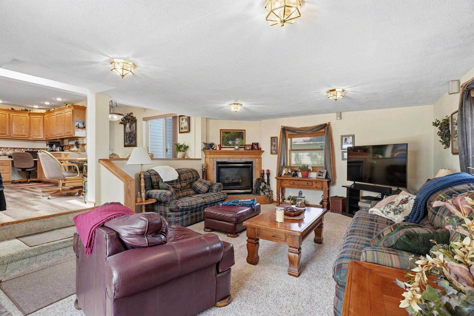 1811 E 4th Street, Marshfield, WI 54449