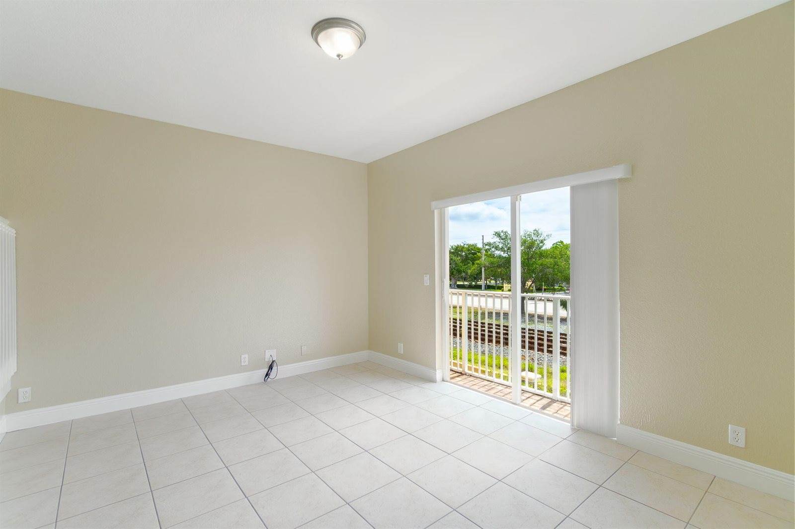 1718 NE 6th Street, Boynton Beach, FL 33435