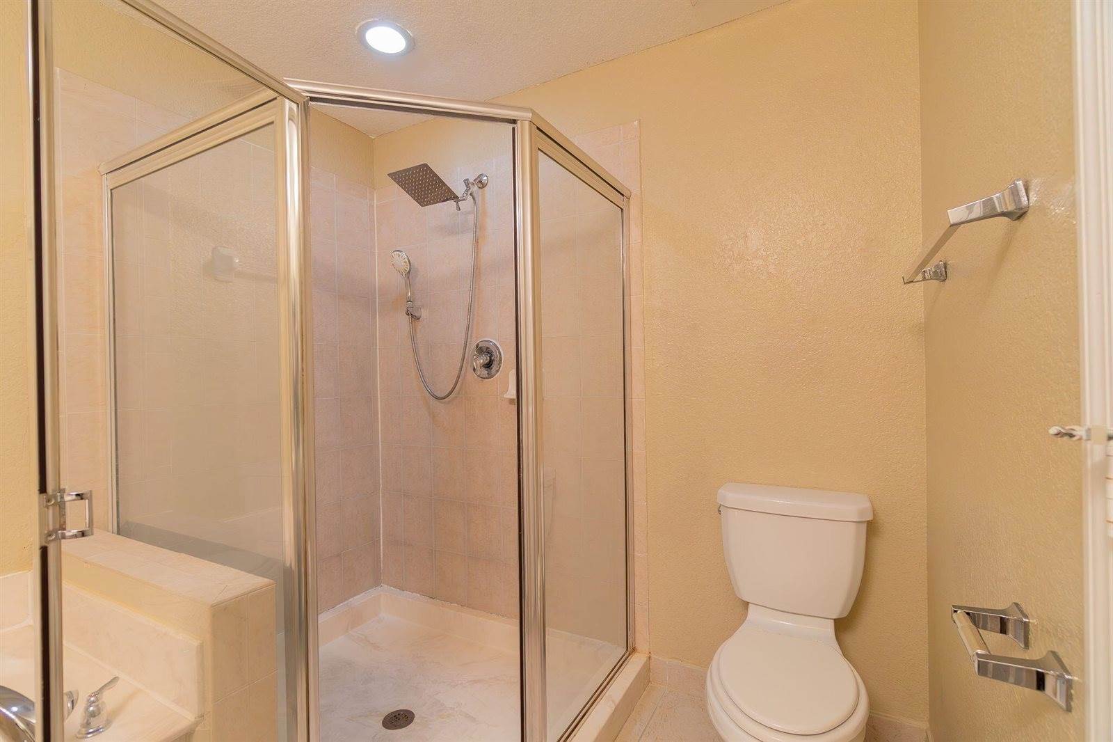 1718 NE 6th Street, Boynton Beach, FL 33435