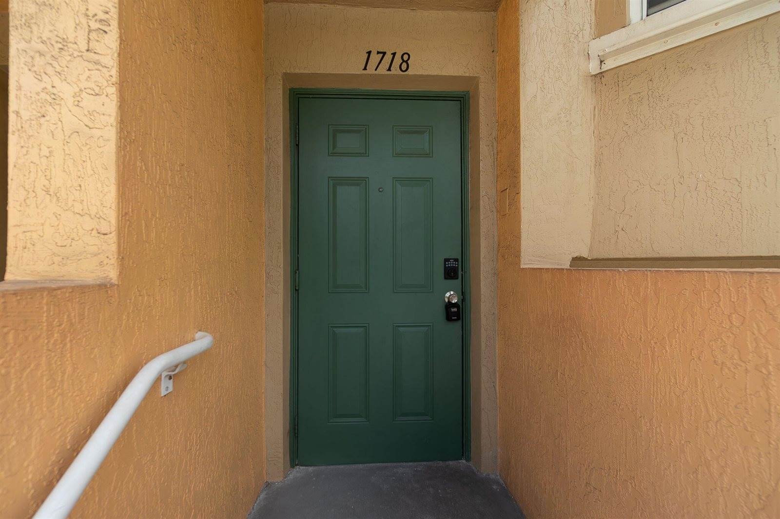 1718 NE 6th Street, Boynton Beach, FL 33435