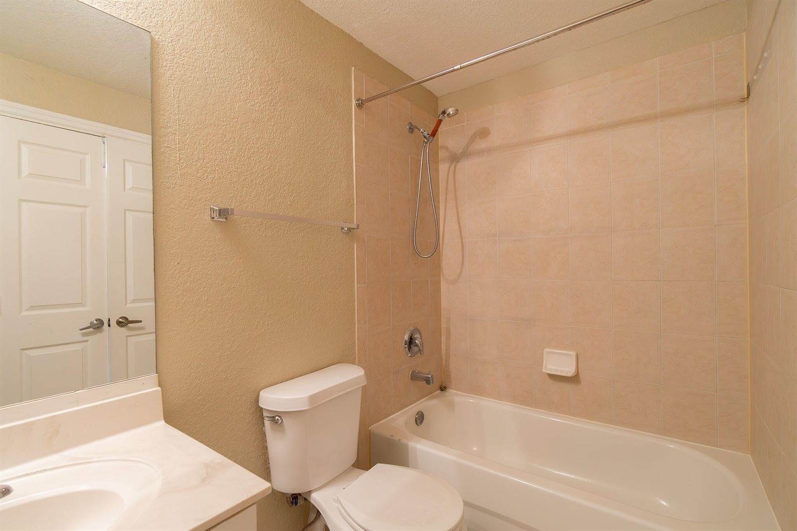1718 NE 6th Street, Boynton Beach, FL 33435