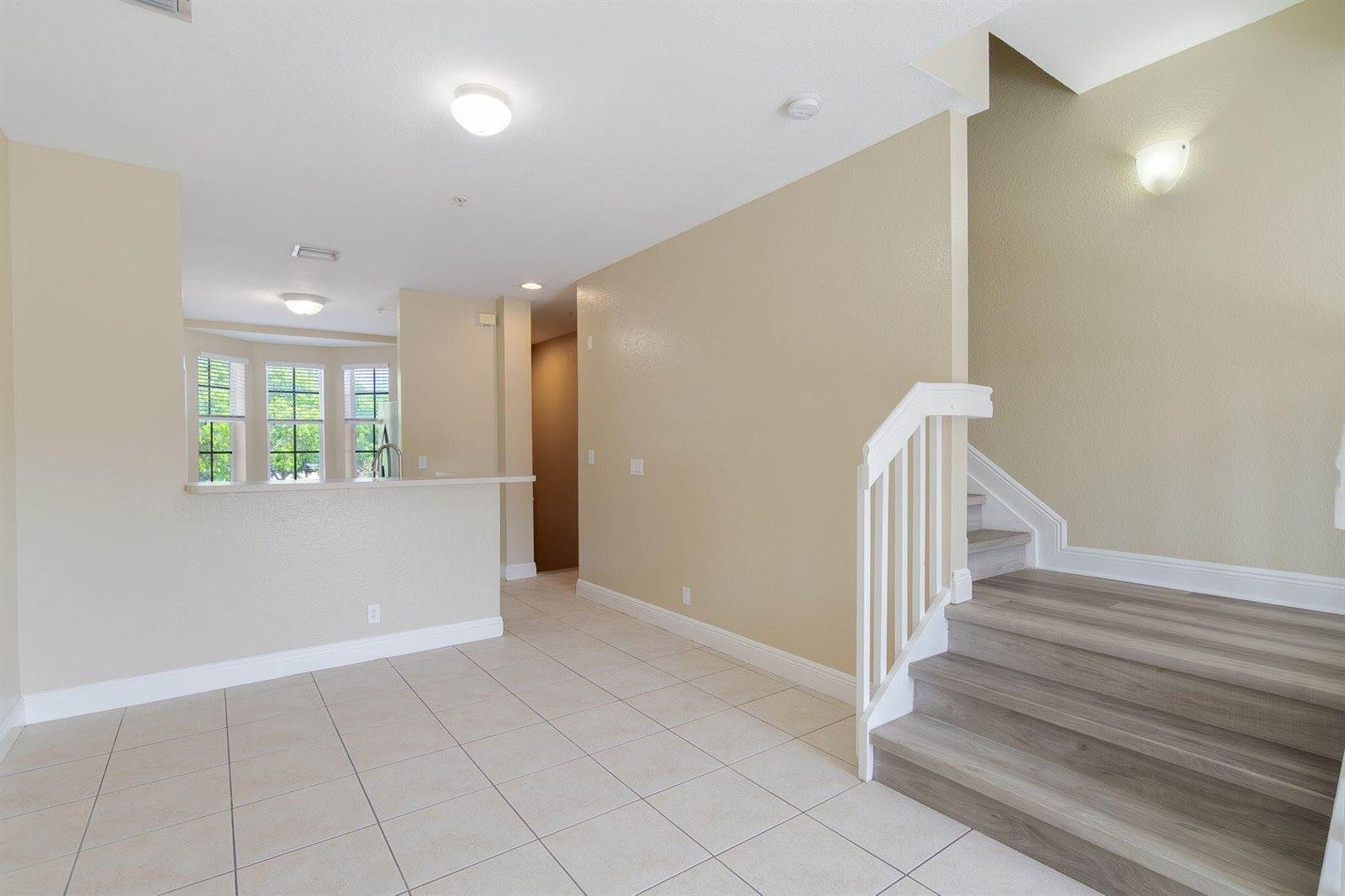 1718 NE 6th Street, Boynton Beach, FL 33435