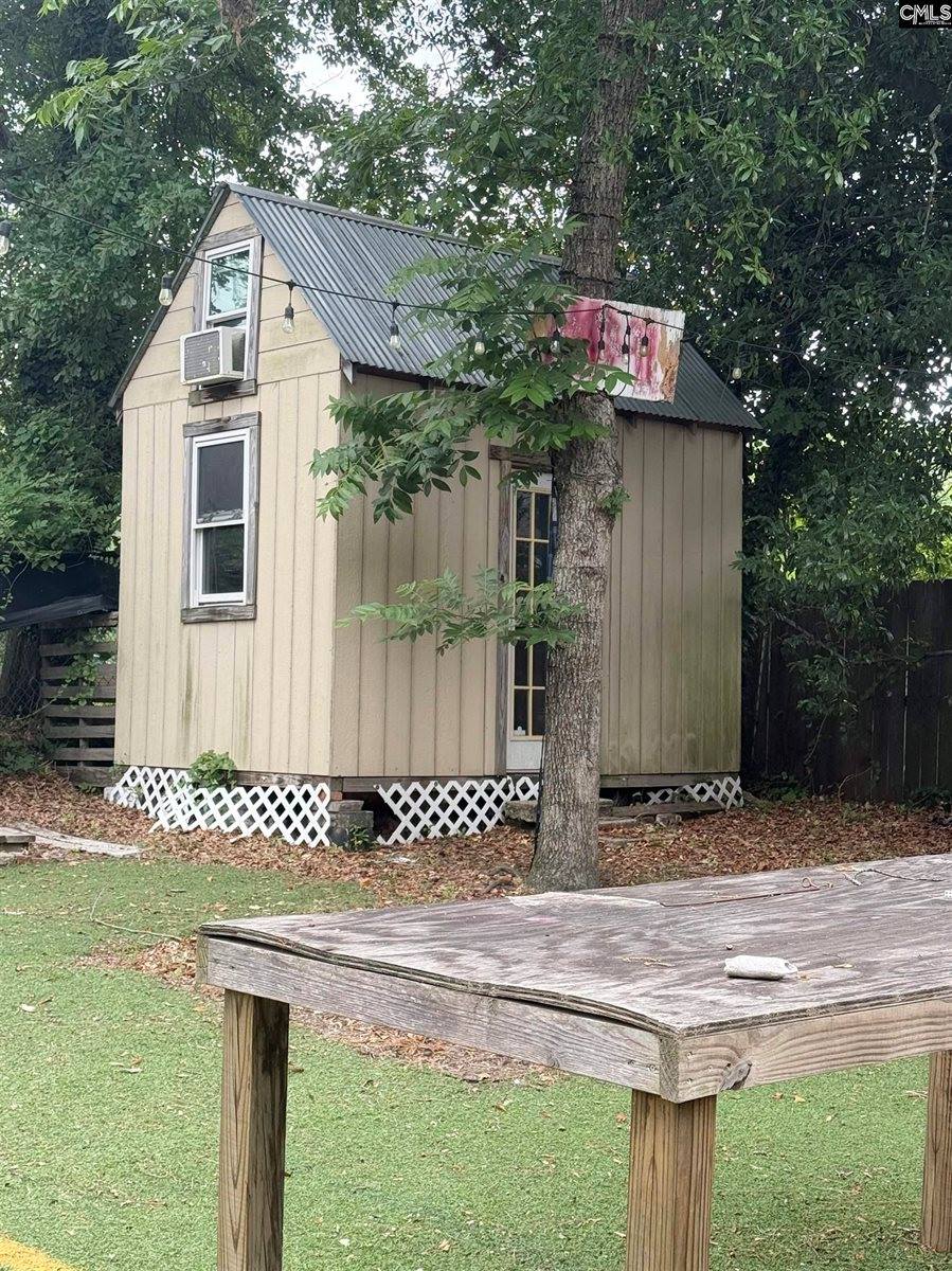 1909 Mitchell, Columbia, SC 29205