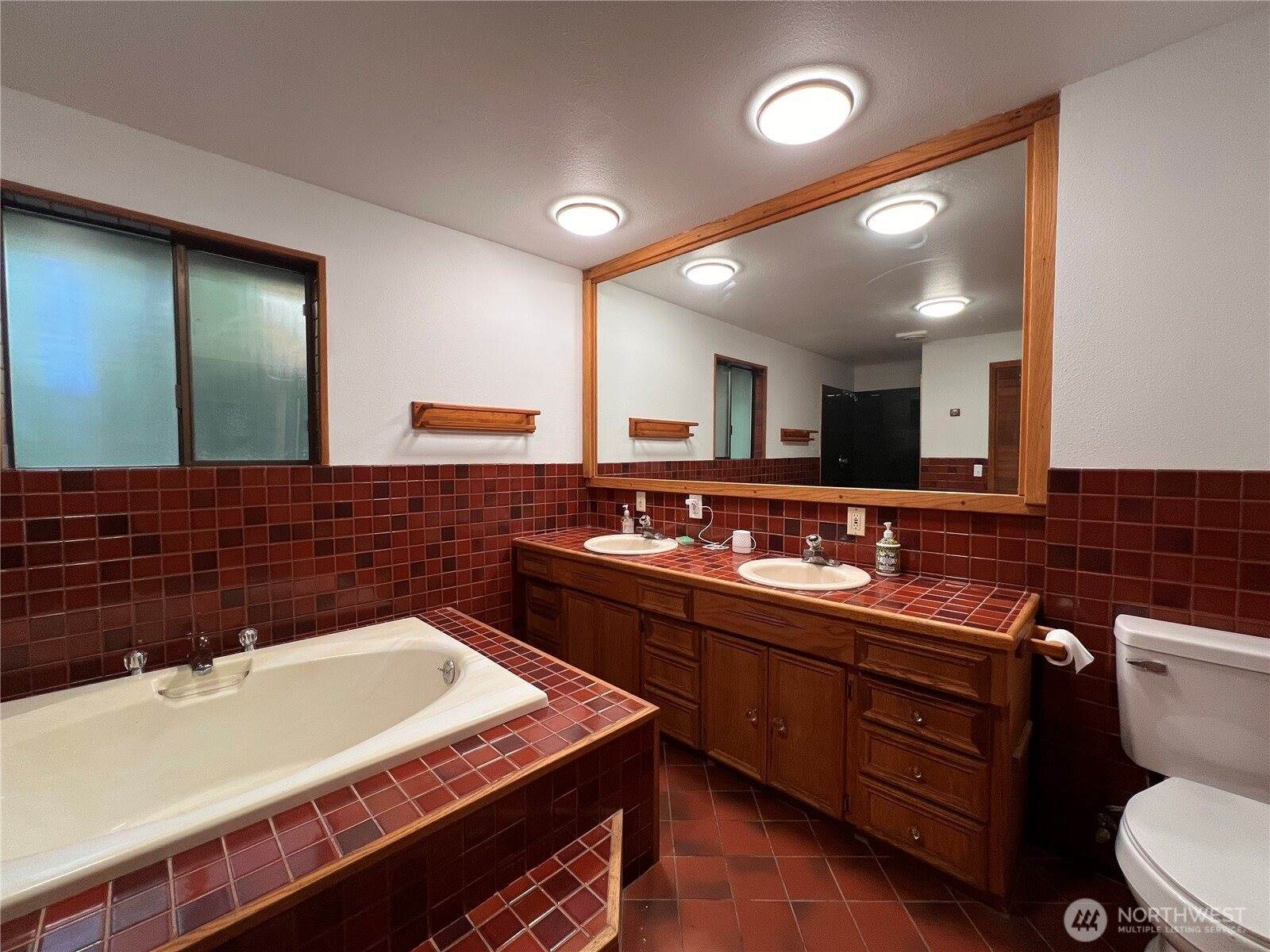 2265 NE 177 Street, Shoreline, WA 98155