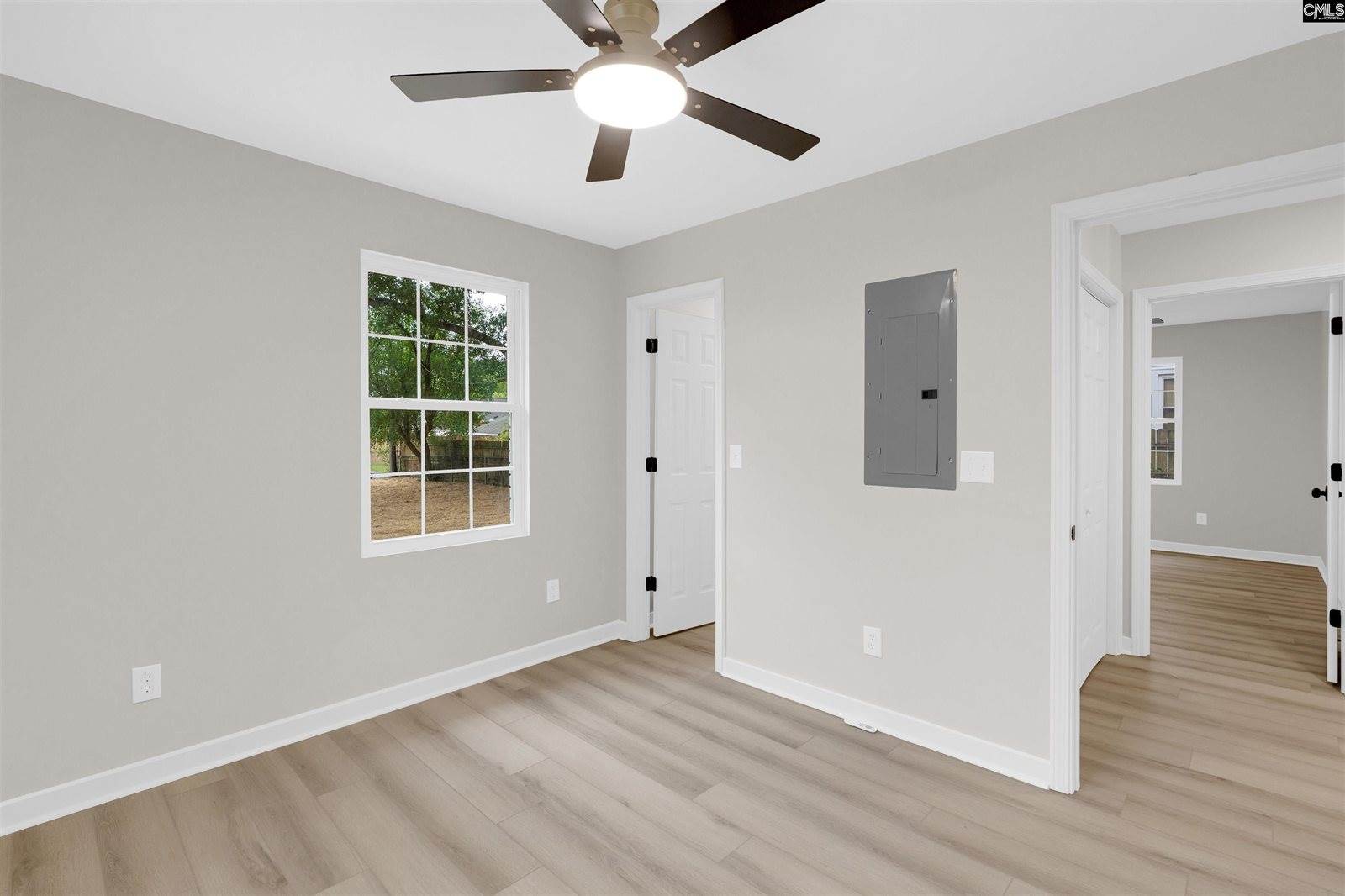 1037 Naples, Cayce, SC 29033